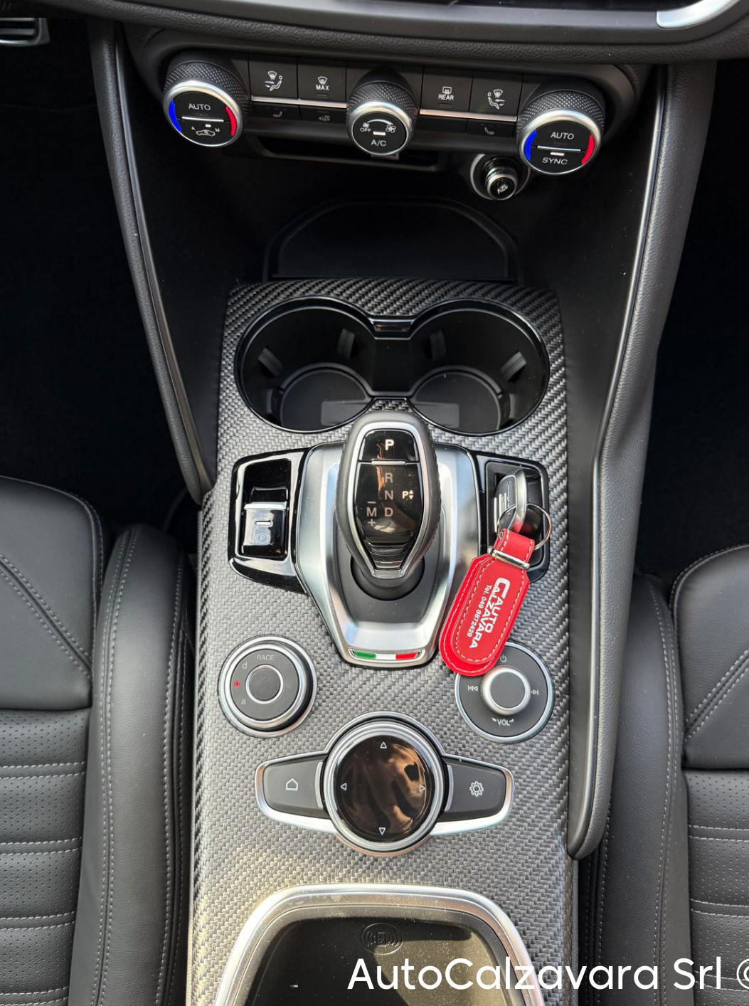 Alfa Romeo Giulia 2.9 V6 Bi-Turbo AT8 Quadrifoglio / BLU MISANO / R7689778