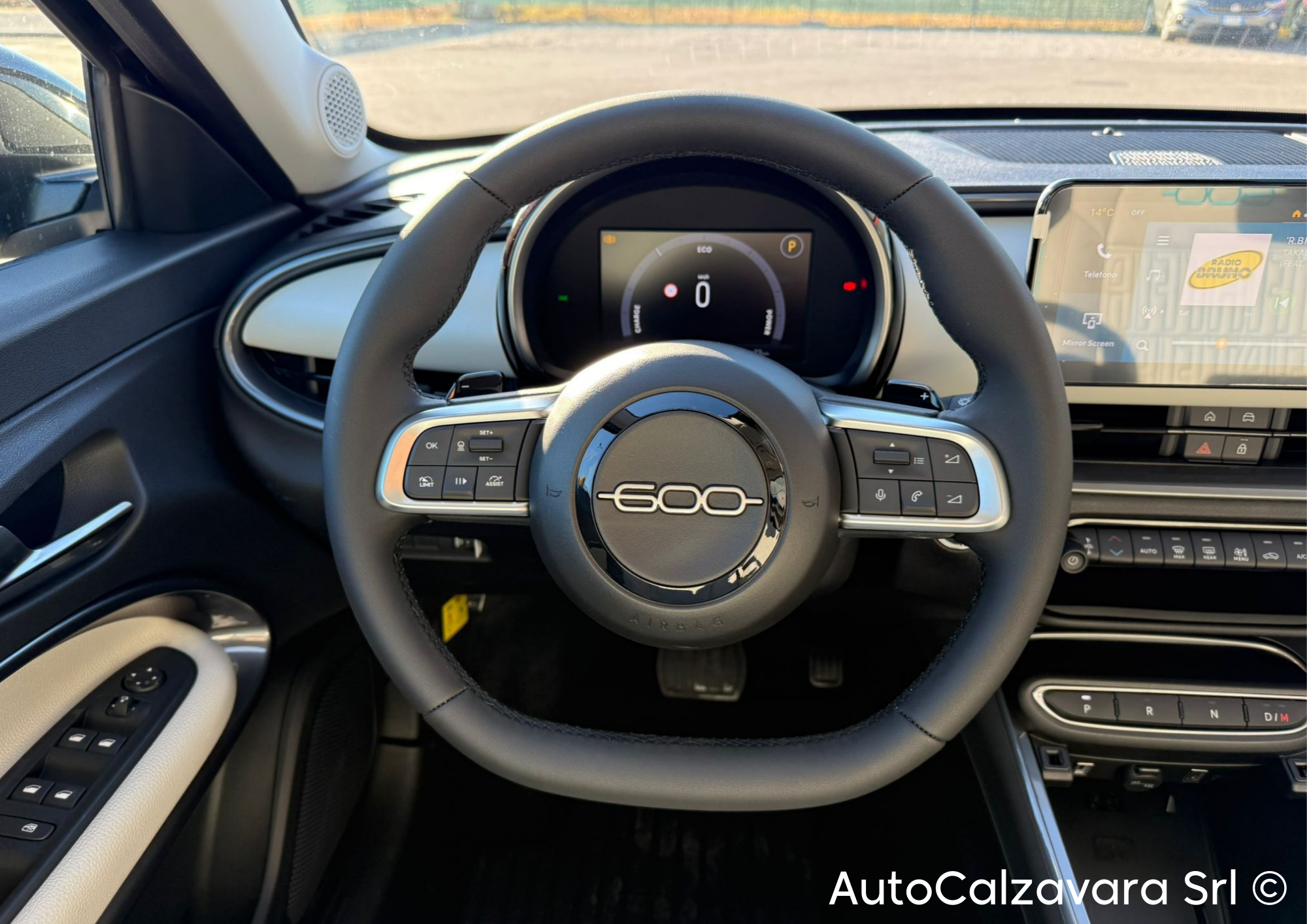 Fiat 600 Hybrid 110 CV DCT MHEV La Prima II / NERO CINEMA / HB313EJ