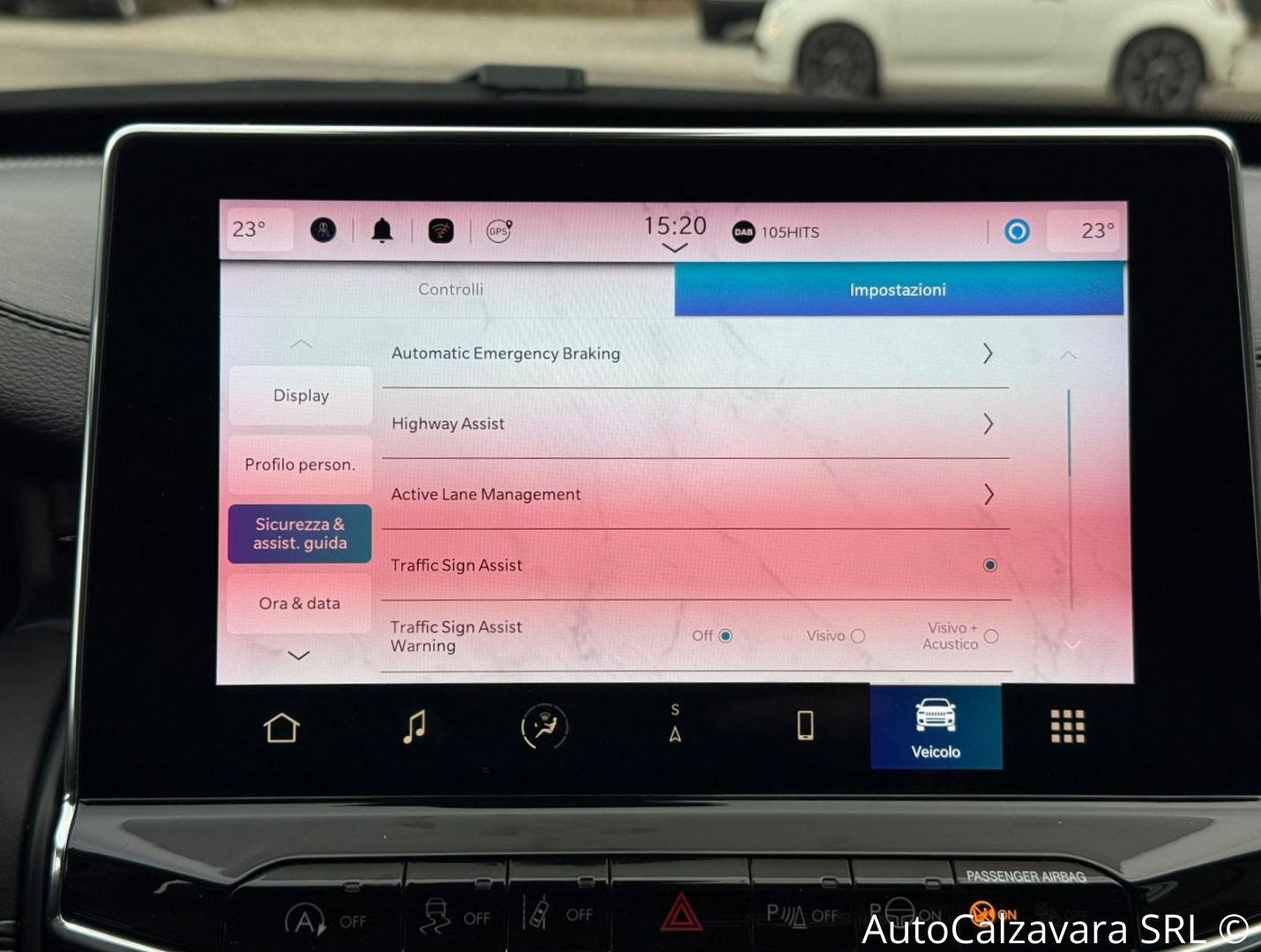 Jeep Compass 1.6 Multijet II 2WD S / ALPINE WHITE CON TETTO NERO / GT991DC