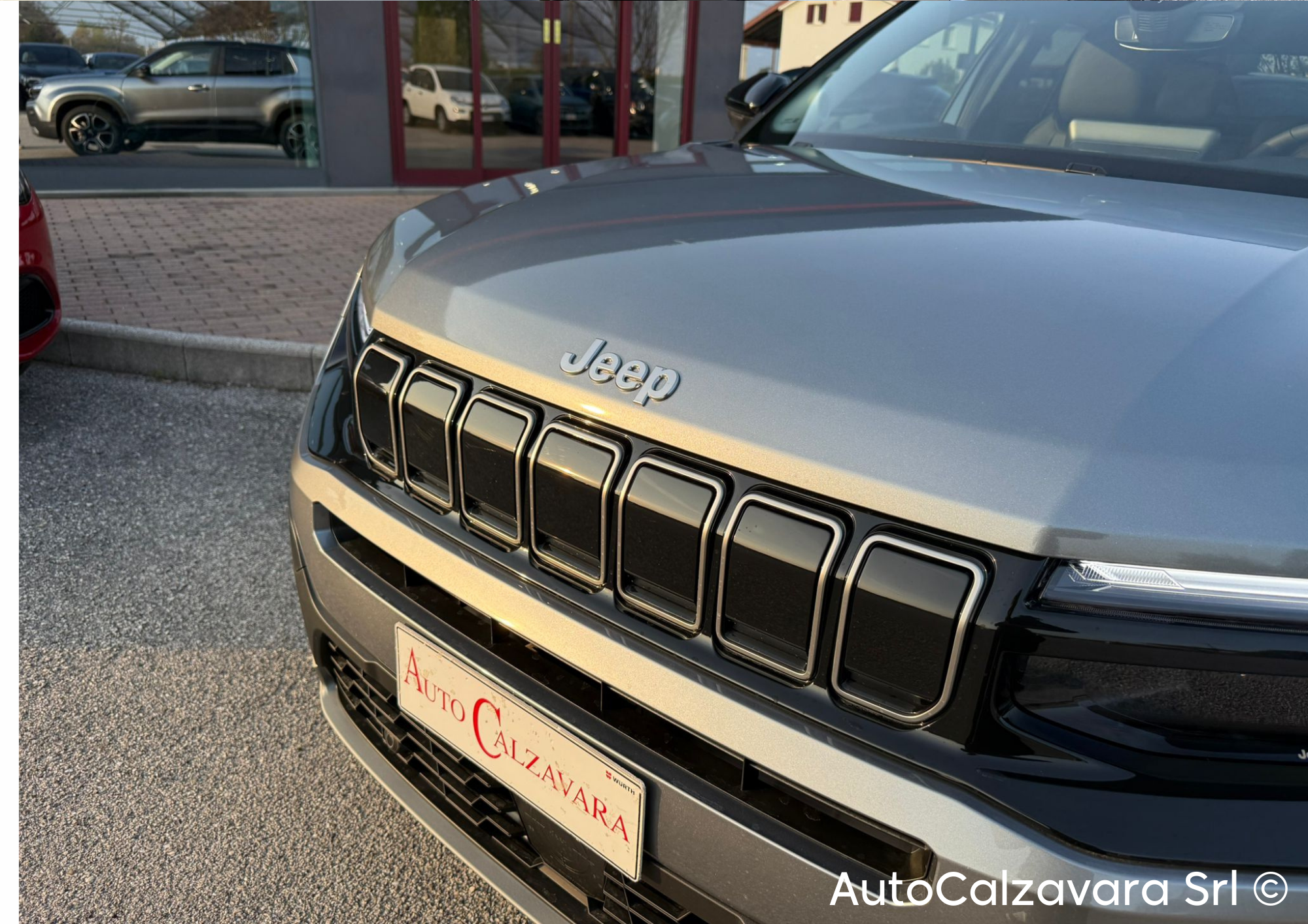 Jeep Avenger 1.2 Turbo 110 CV MHEV Altitude / GRIGIO GRANITE / SJM07075