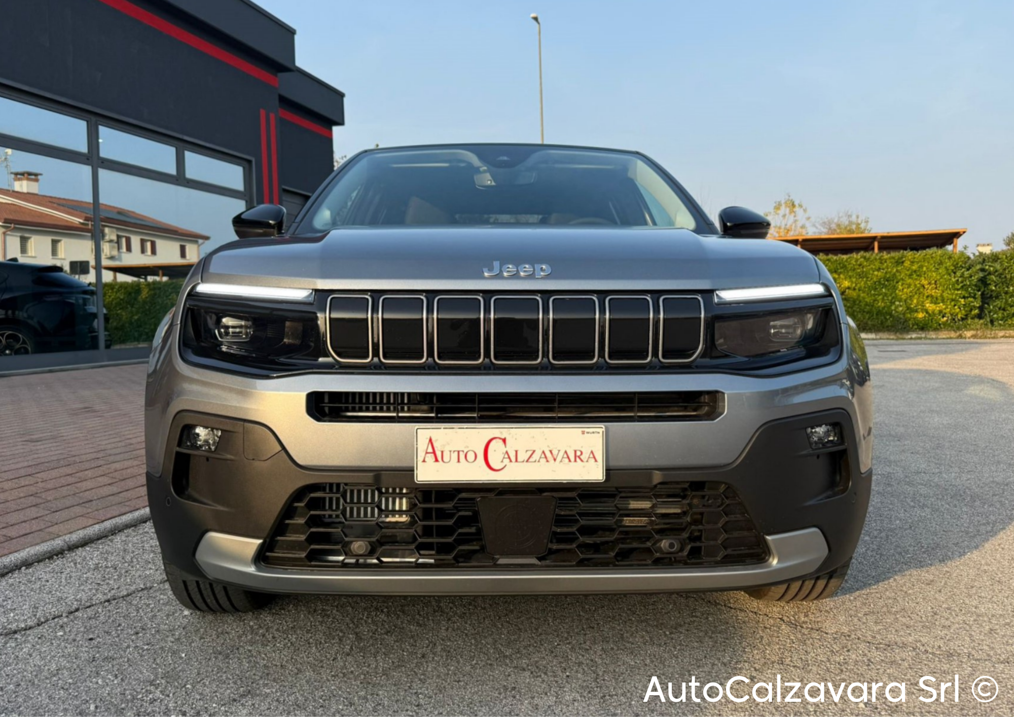 Jeep Avenger 1.2 Turbo 110 CV MHEV Altitude / GRIGIO GRANITE / SJM07075