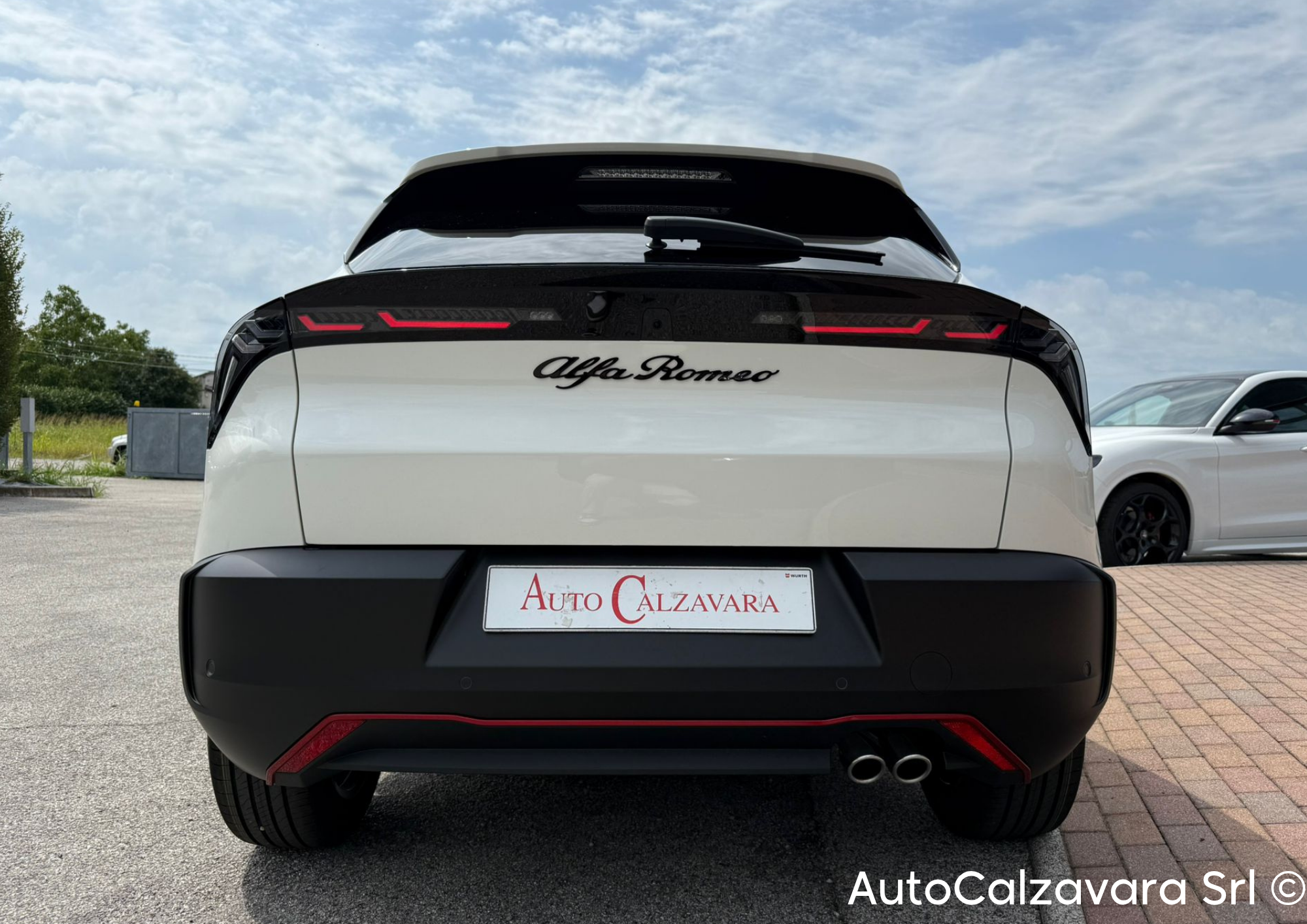 Alfa Romeo Junior 1.2 145 CV Hybrid eDCT6 Speciale / BIANCO SEMPIONE / RJA22454