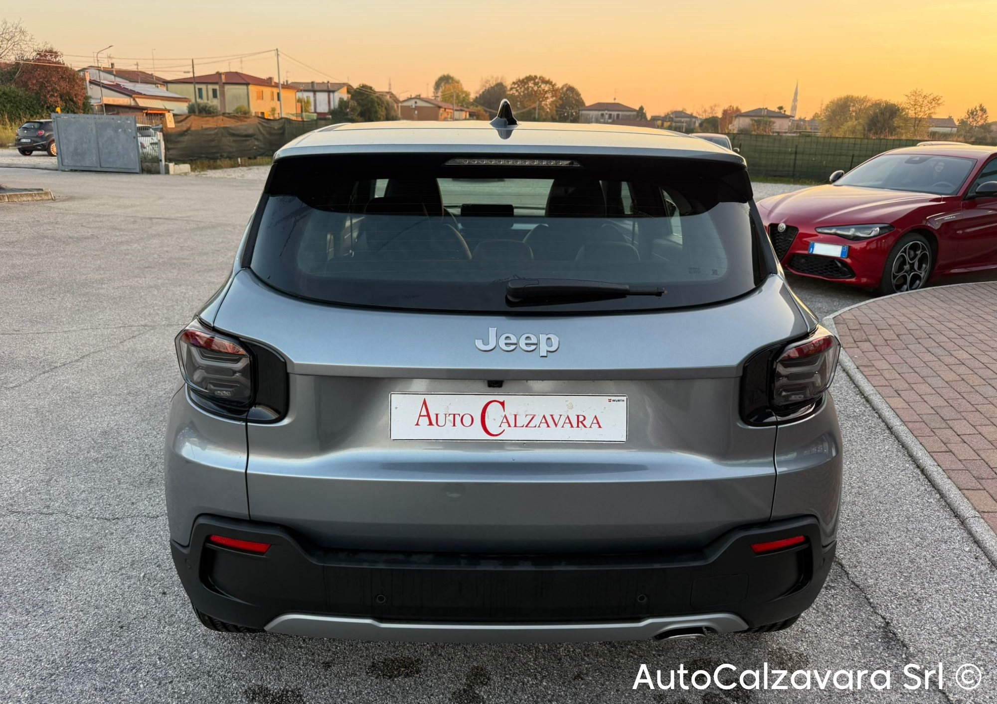 Jeep Avenger 1.2 Turbo 100 CV MHEV Altitude / GRIGIO GRANITE / SJL85856