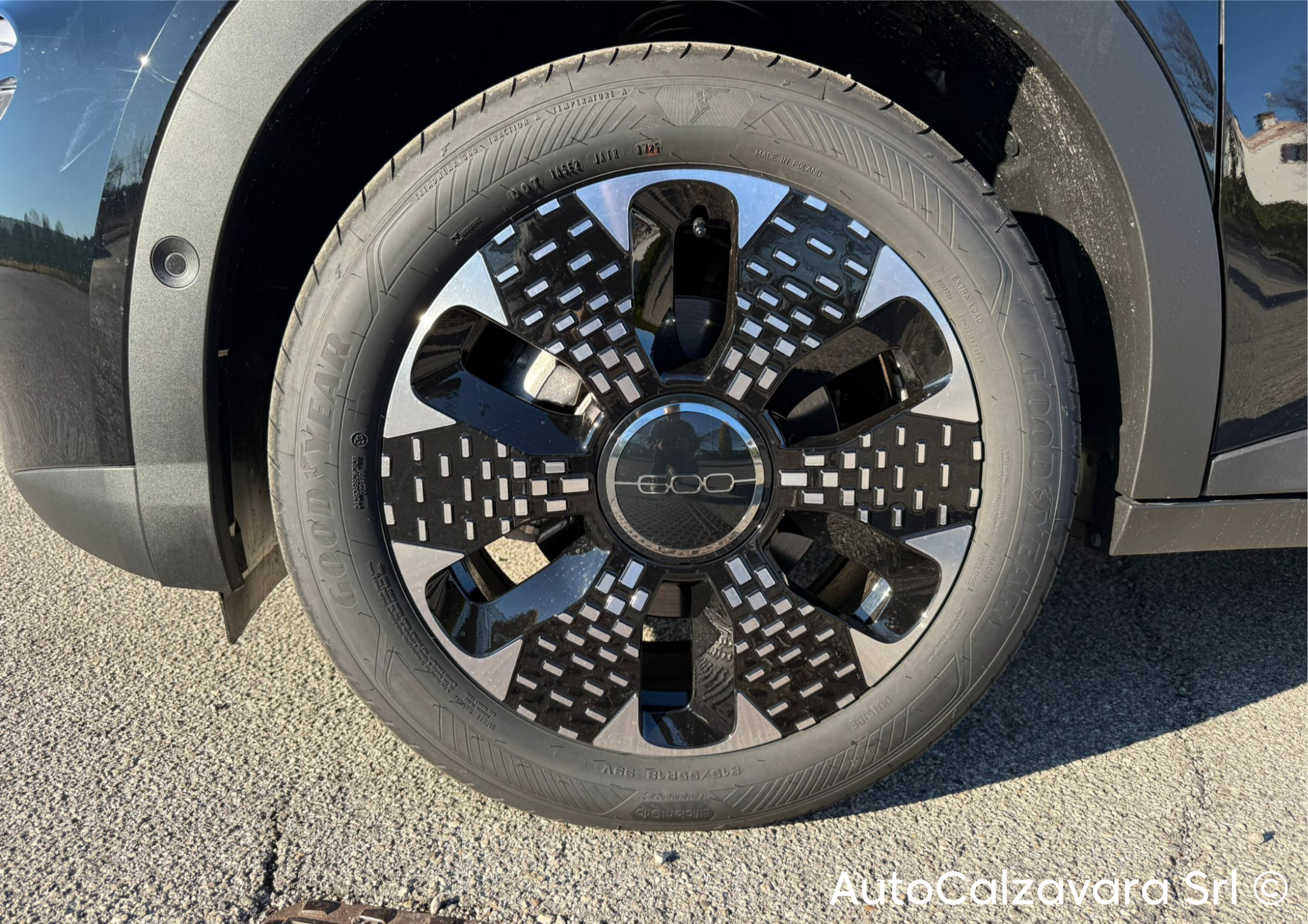 Fiat 600 Hybrid 110 CV DCT MHEV La Prima II / NERO CINEMA / HB313EJ